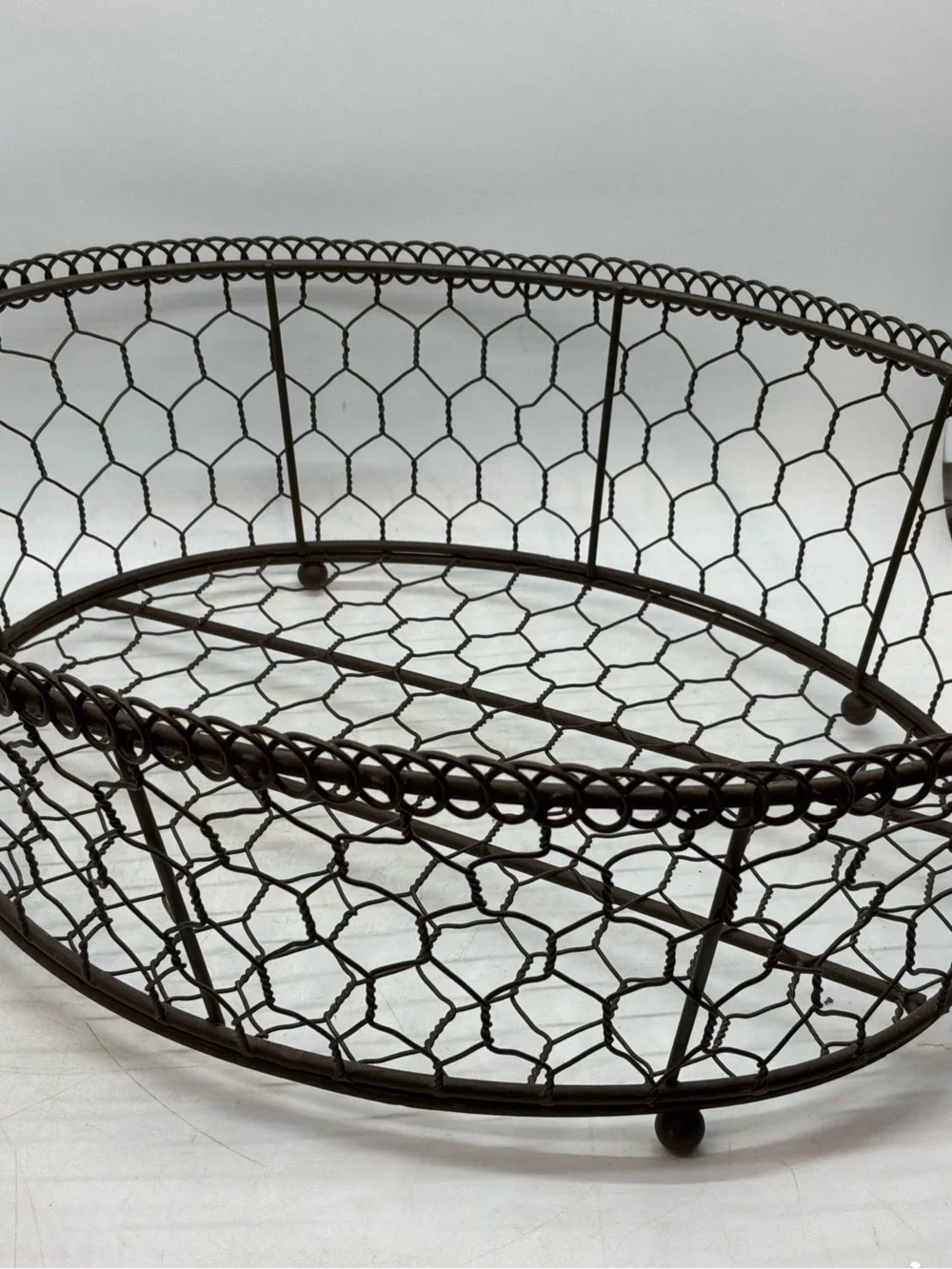 Vintage Gourmet Farmers Market Oval Wire Centerpiece Fruit Basket, 12”Lx9.5”W